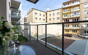 Niedzialkowskiego 25 Apartments Stary Browar City Center By Renters Prestige